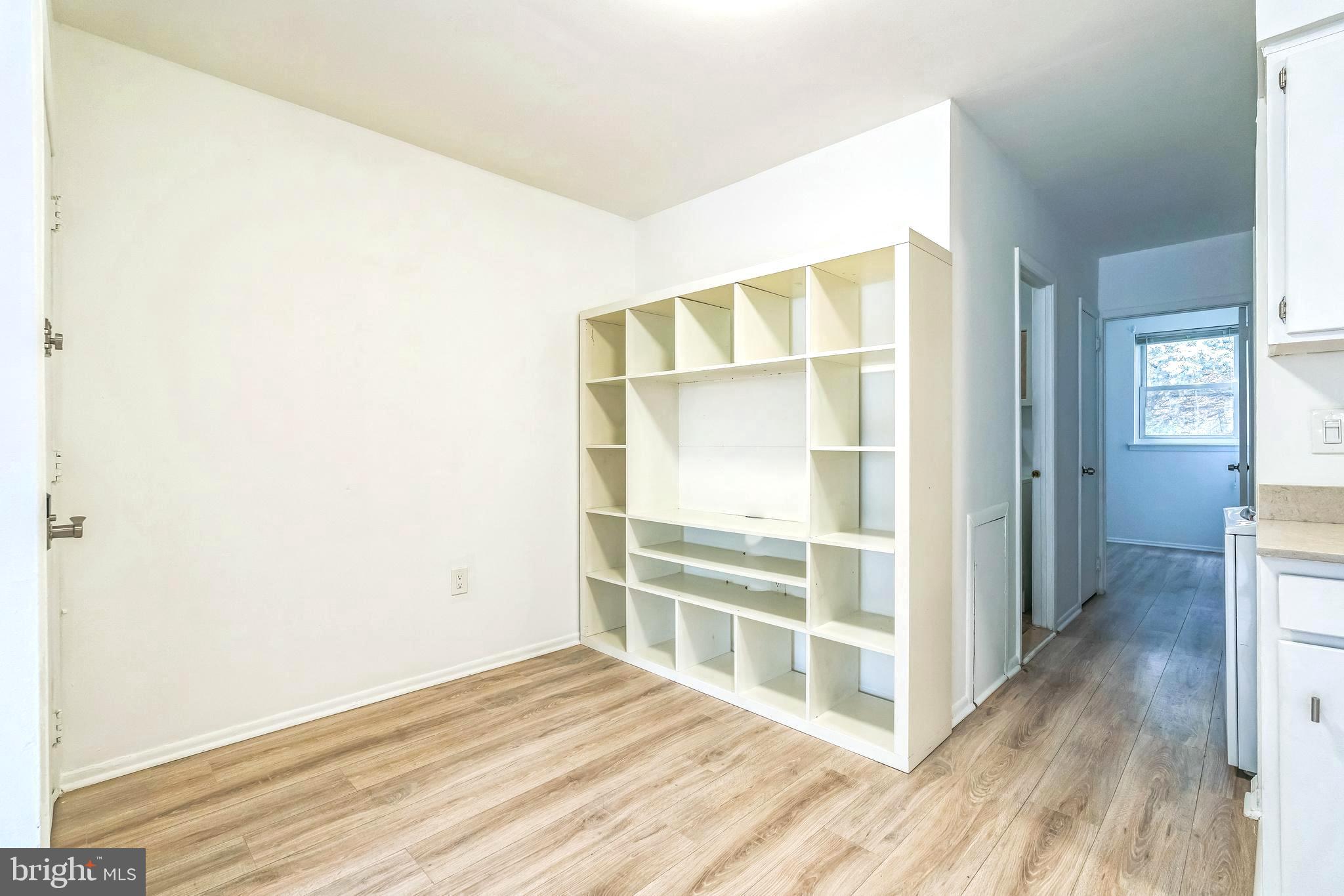 4616 SILVERWOOD ST #2