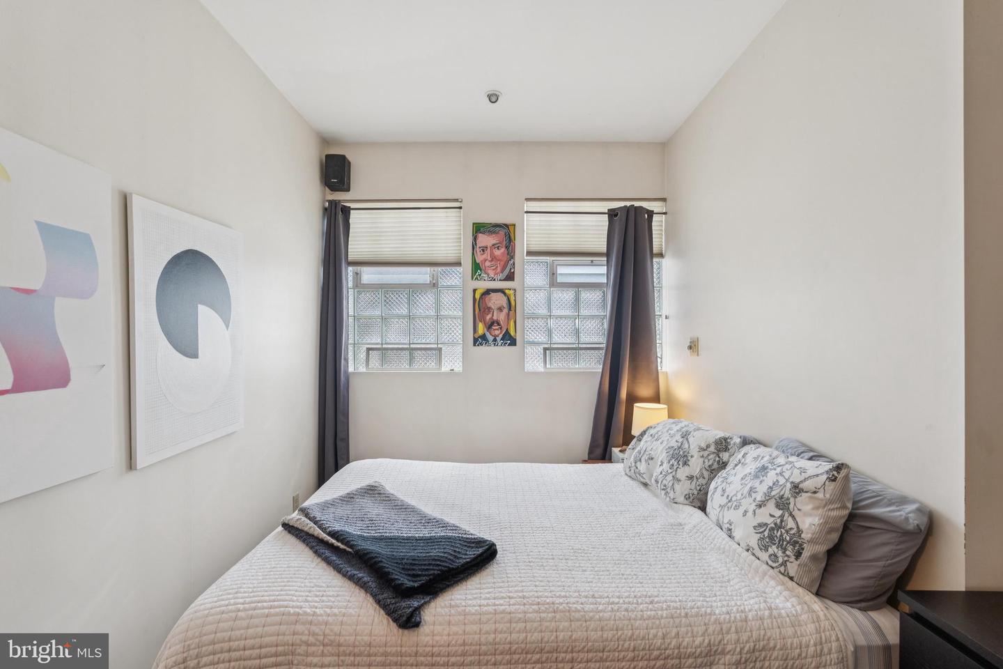 467 SEVILLE ST #1