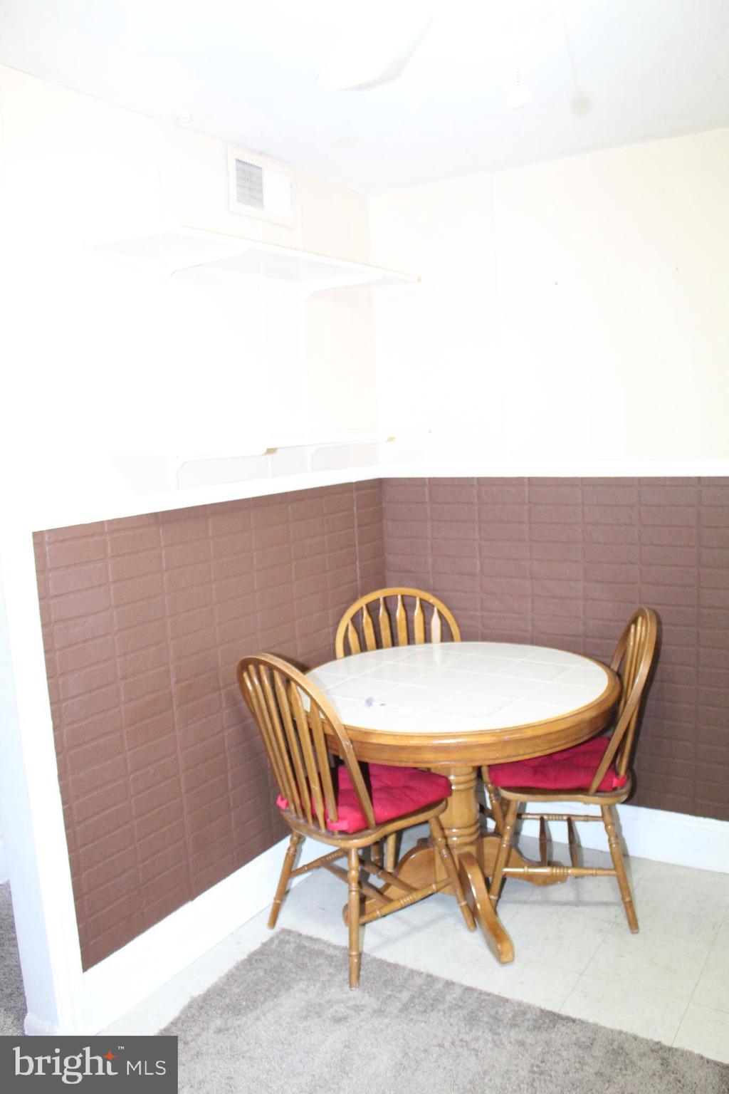 4144 FREELAND AVE #2