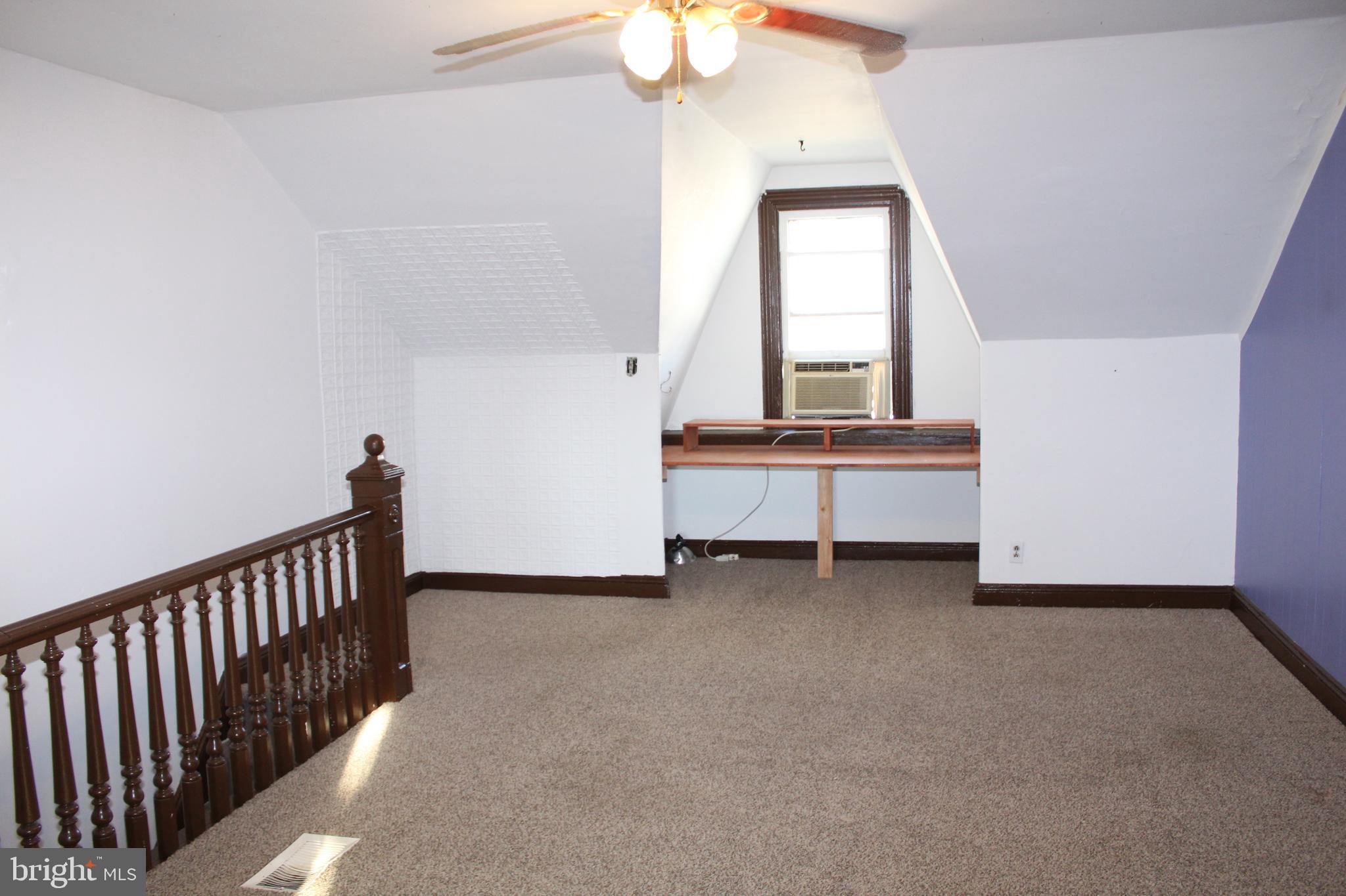 4144 FREELAND AVE #2