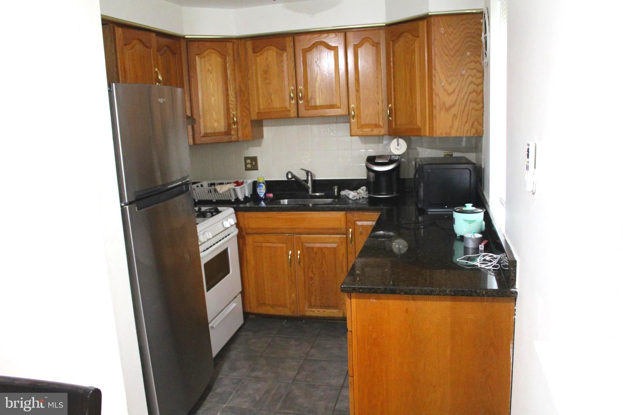 5481 VICARIS STREET 1