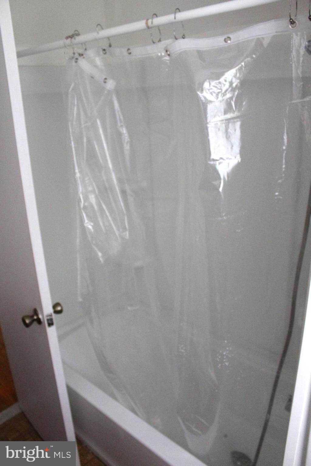 5481 VICARIS STREET 1