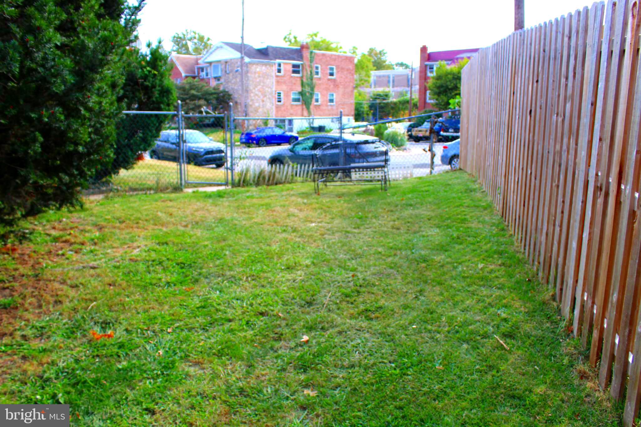 5481 VICARIS STREET 1