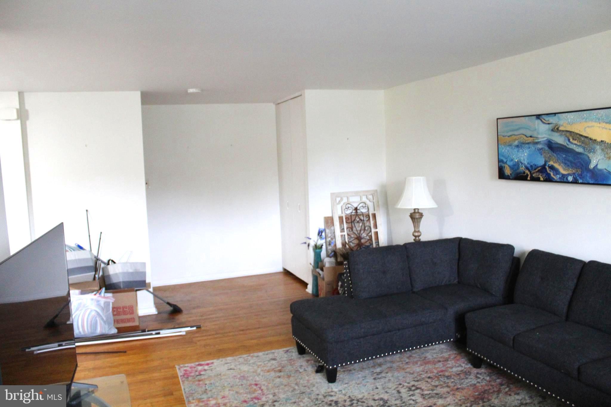 5481 VICARIS STREET 1