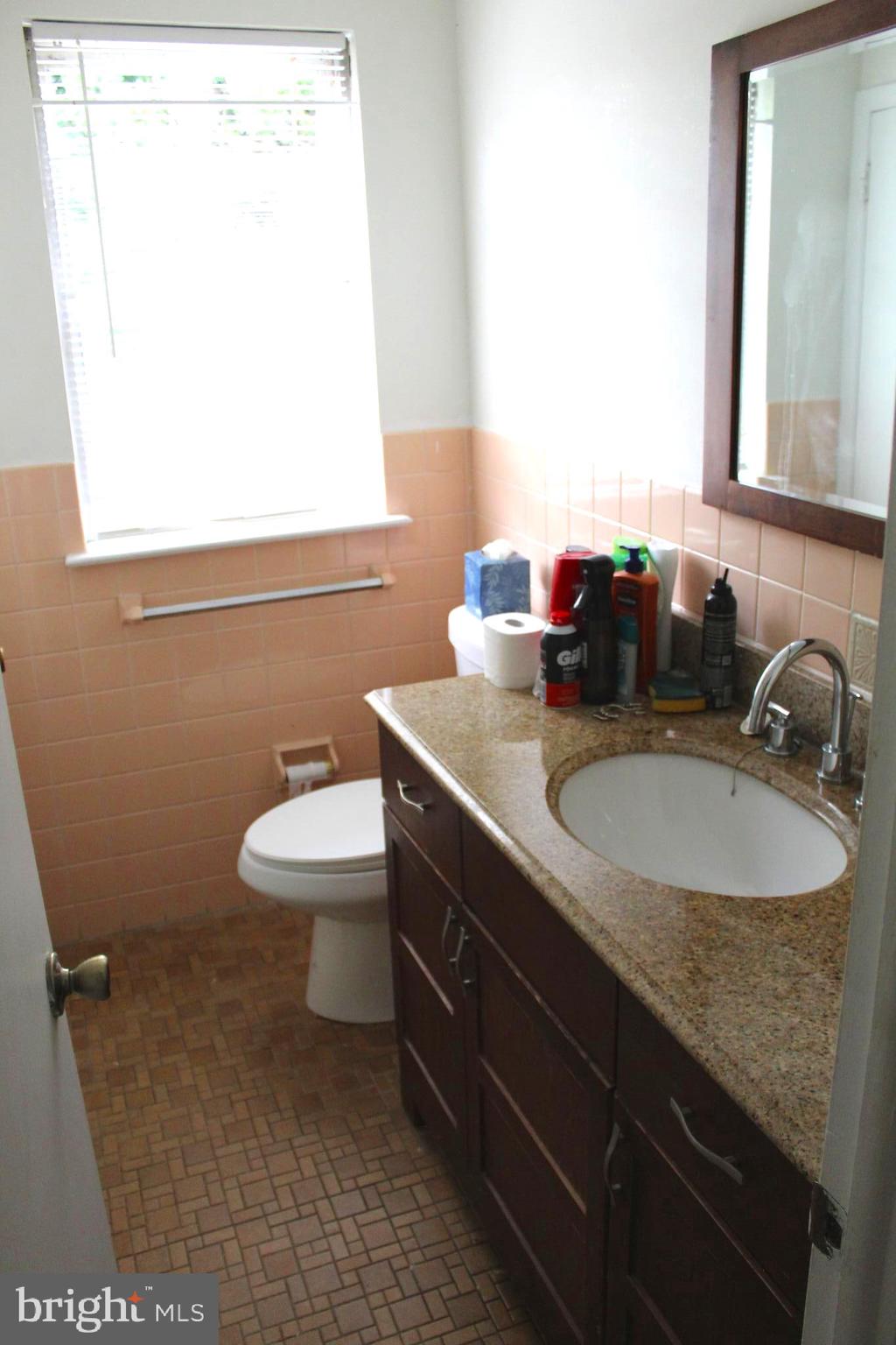 5481 VICARIS STREET 1