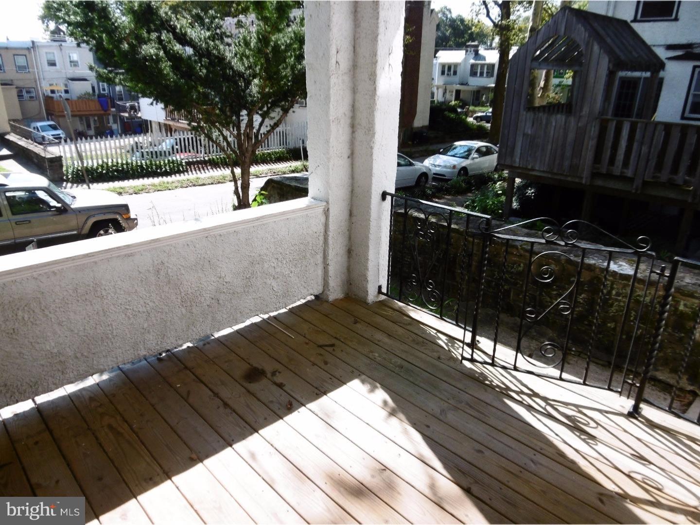 3439 BARCLAY STREET