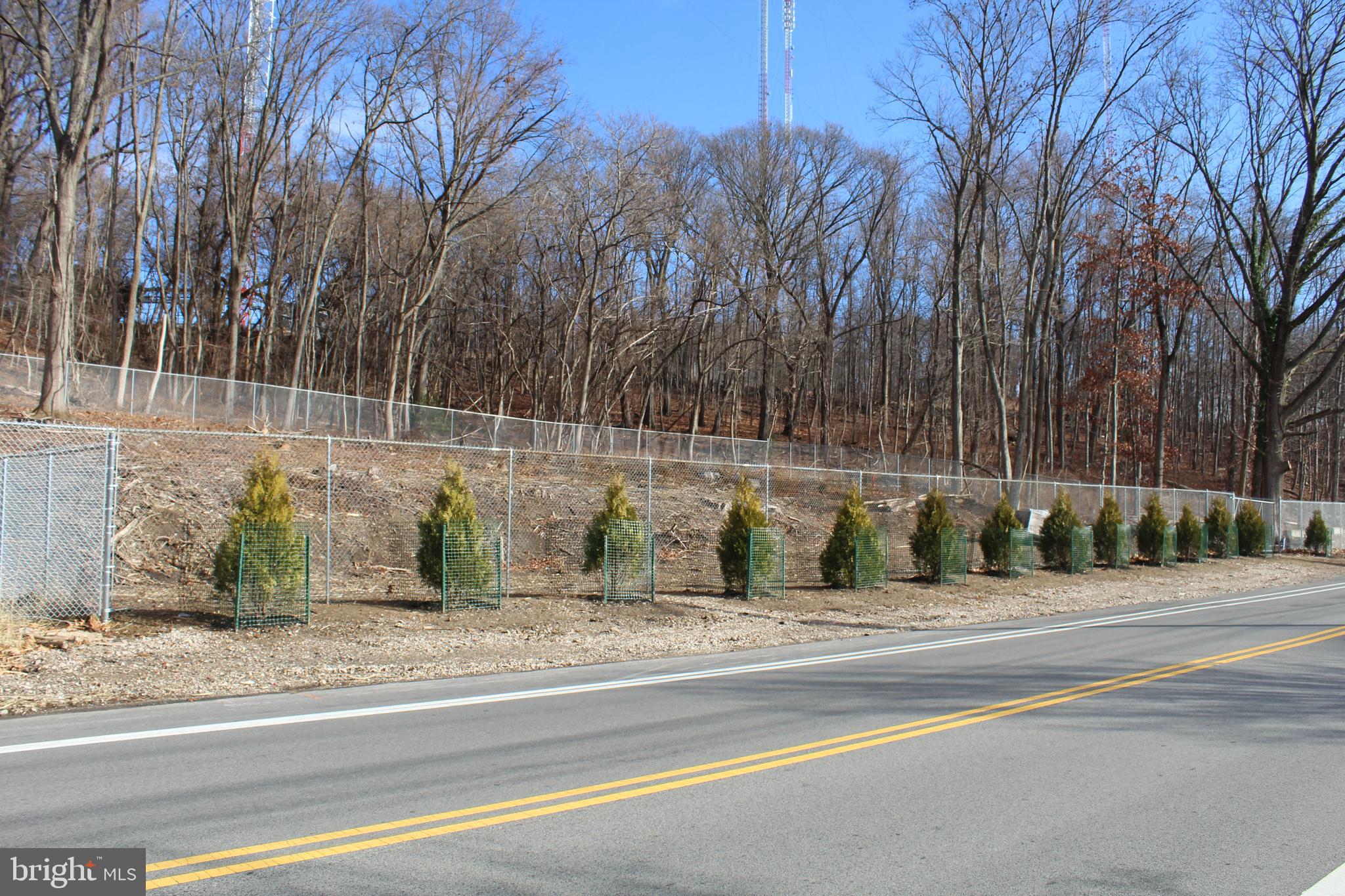 5401-5425 UMBRIA STREET