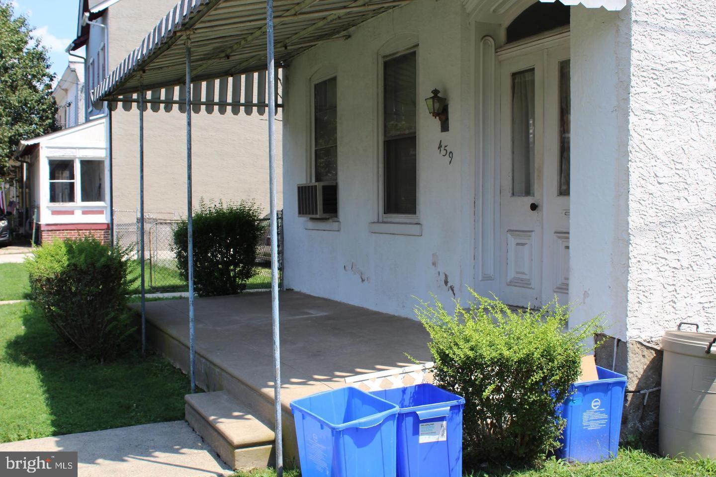 459 MARTIN STREET 2F