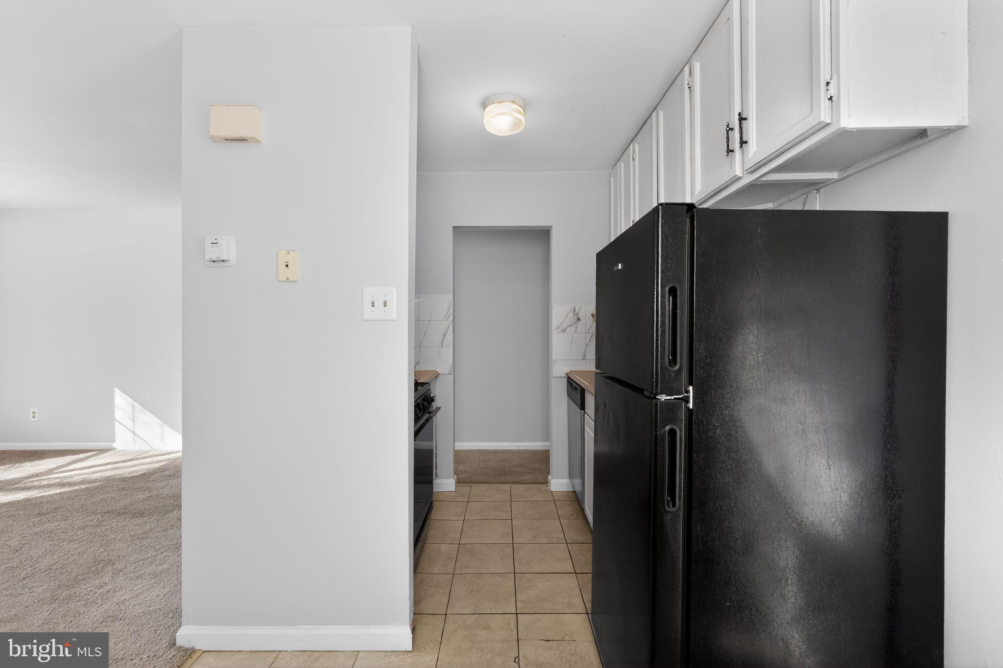 426 HARMON ROAD 2 FLR