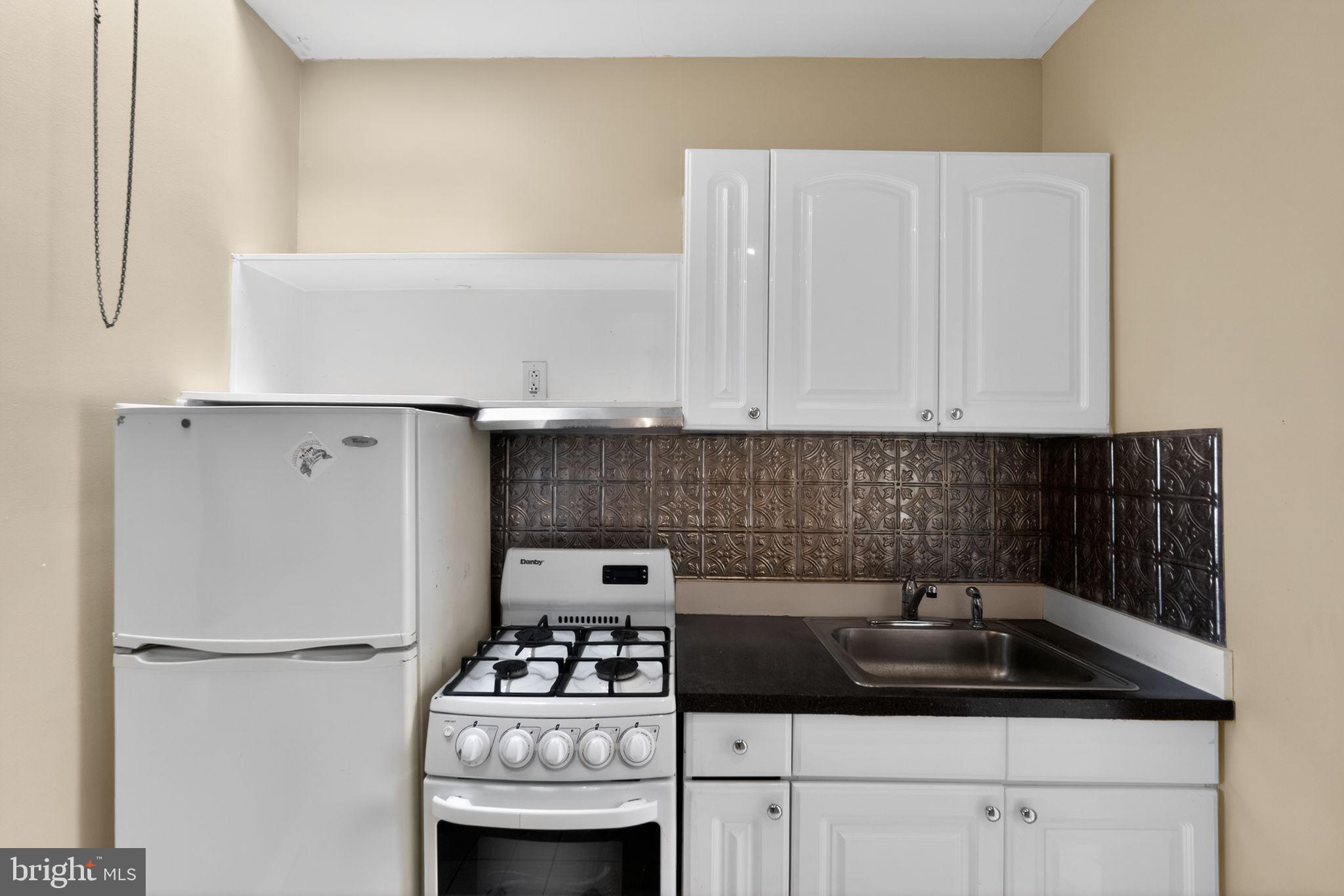 3507 INDIAN QUEEN LANE