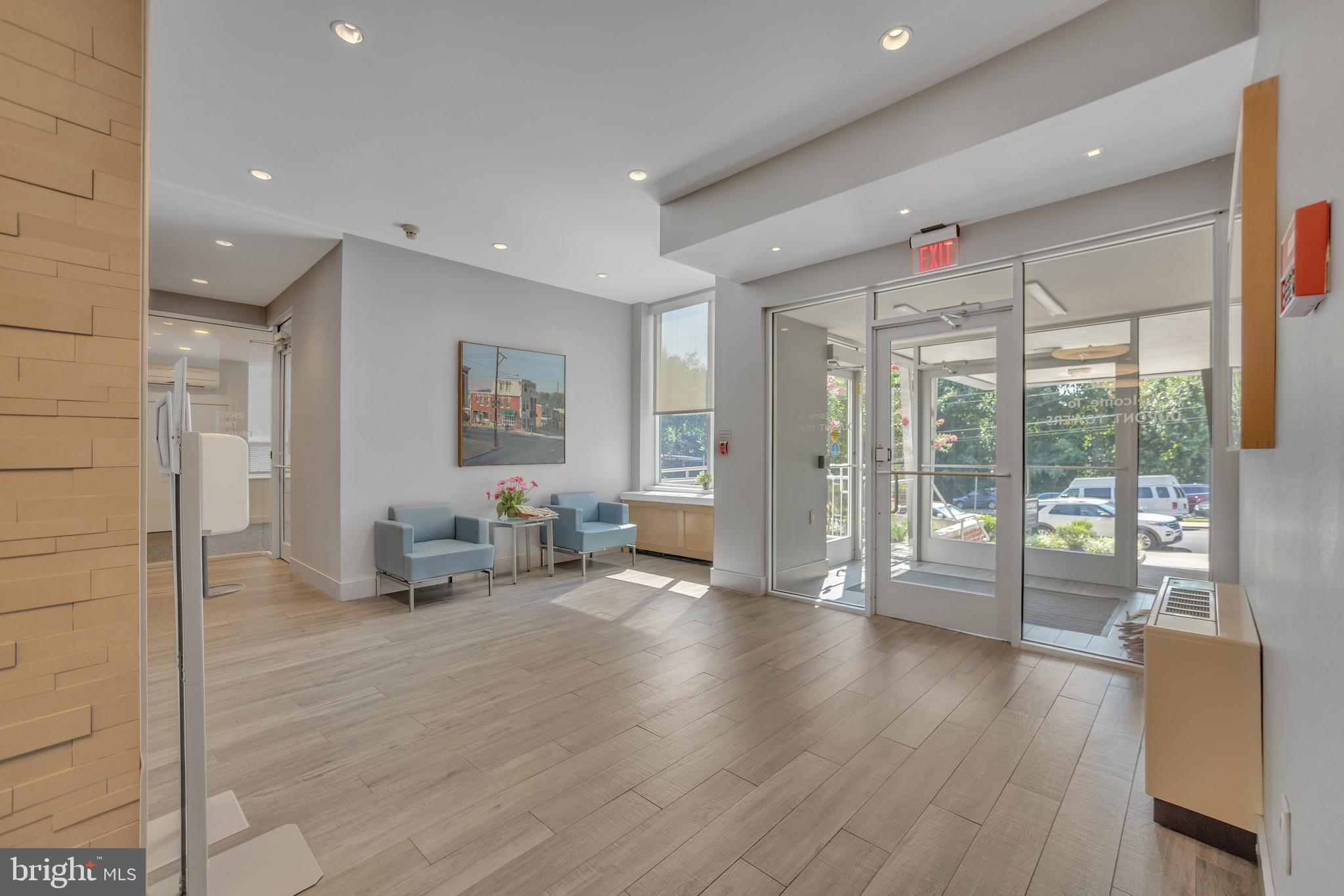 6100 HENRY AVENUE 4I