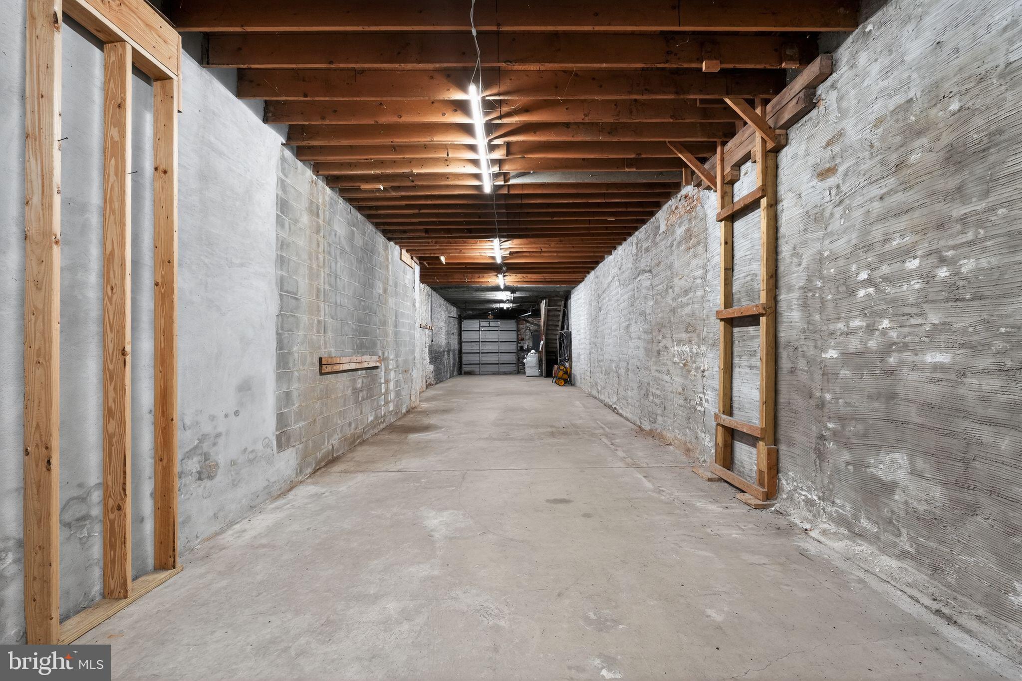 928 S 5TH STREET