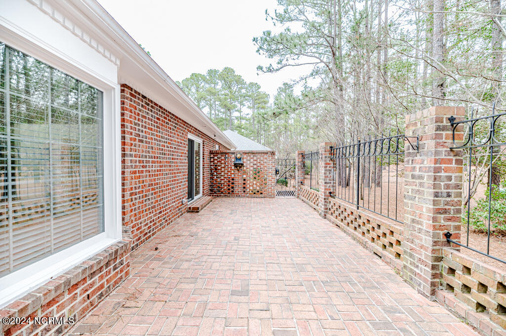 58 Manigault Place