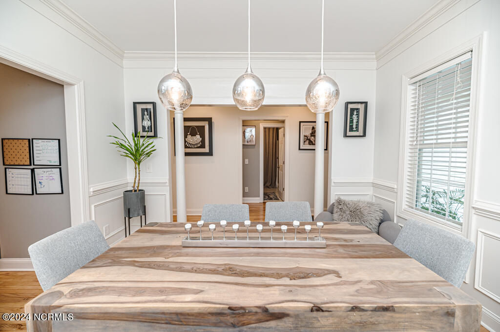 70 Lake View Drive E