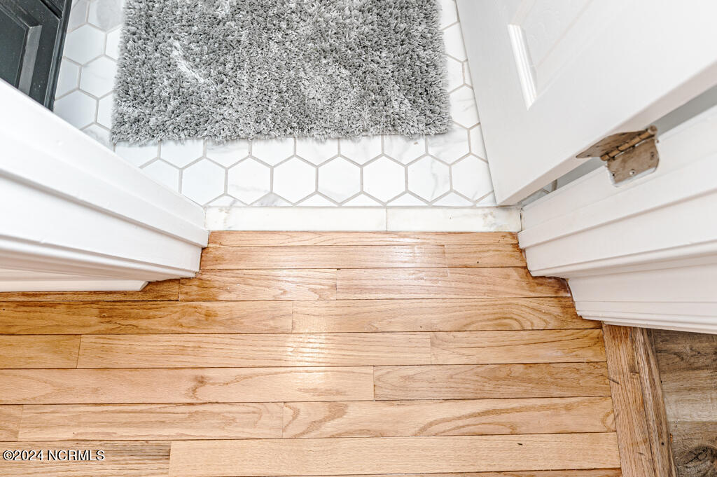 70 Lake View Drive E