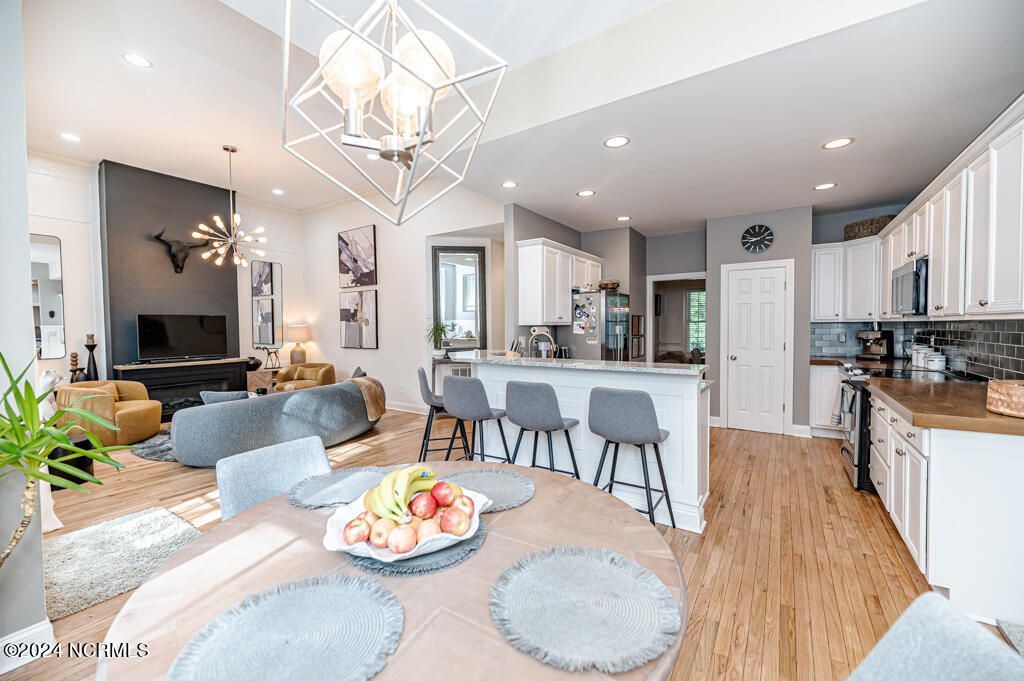 70 Lake View Drive E