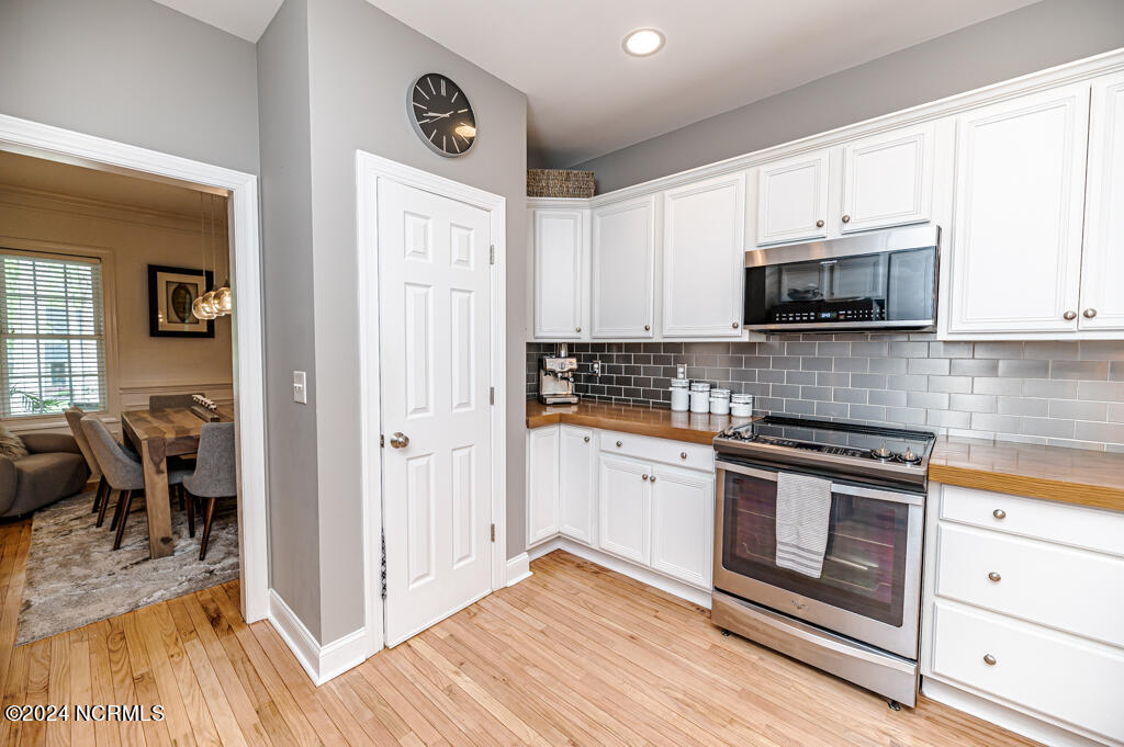 70 Lake View Drive E