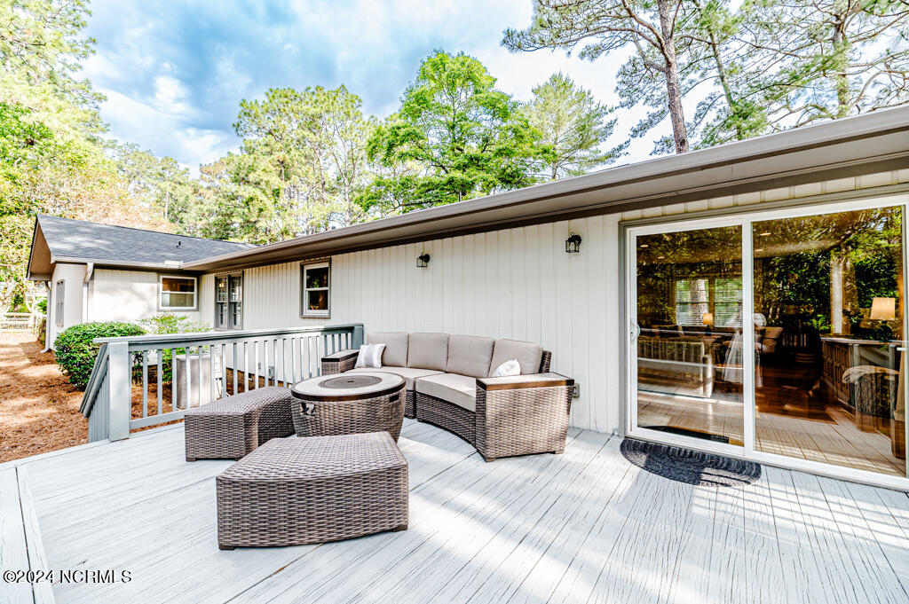 1221 Fort Bragg Road