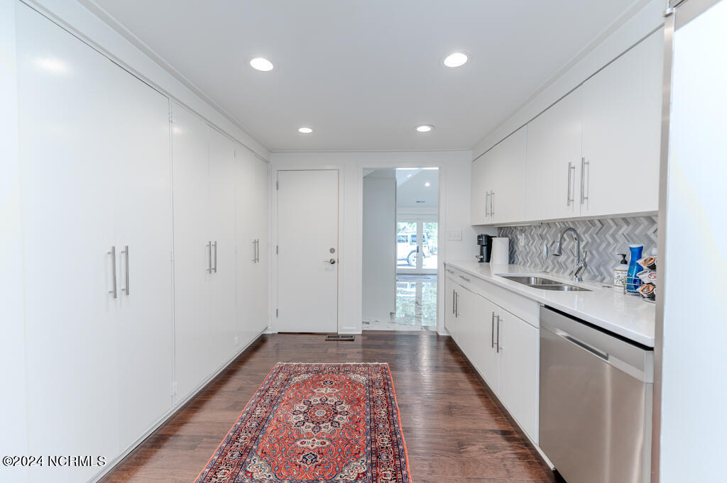 160 Lake Dornoch Drive