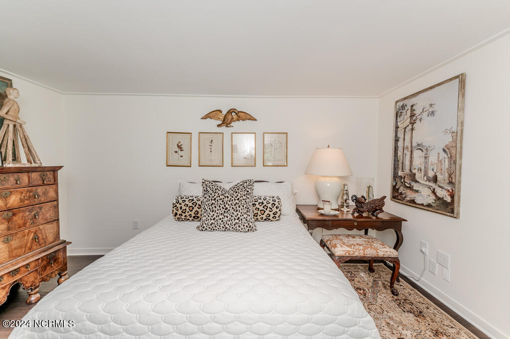 160 Lake Dornoch Drive