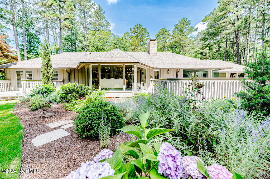 160 Lake Dornoch Drive