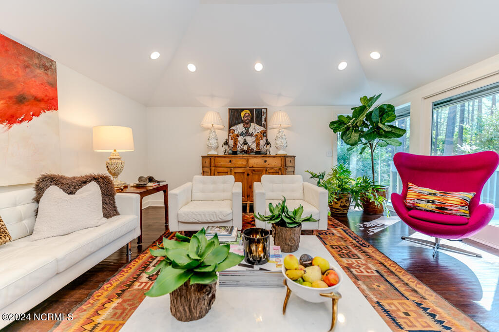 160 Lake Dornoch Drive