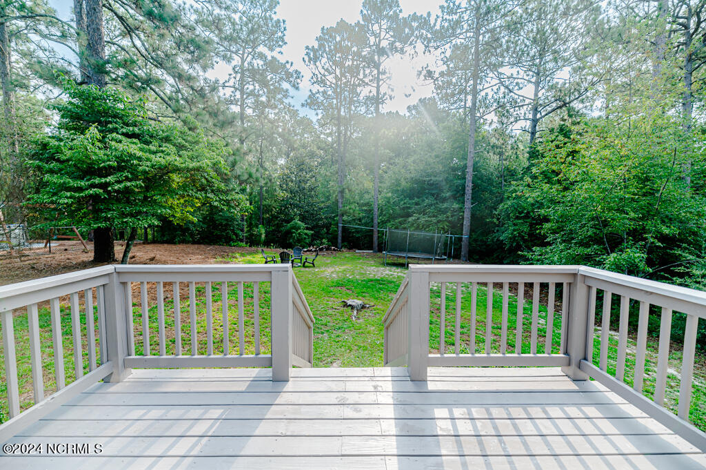 2420 W Longleaf Drive