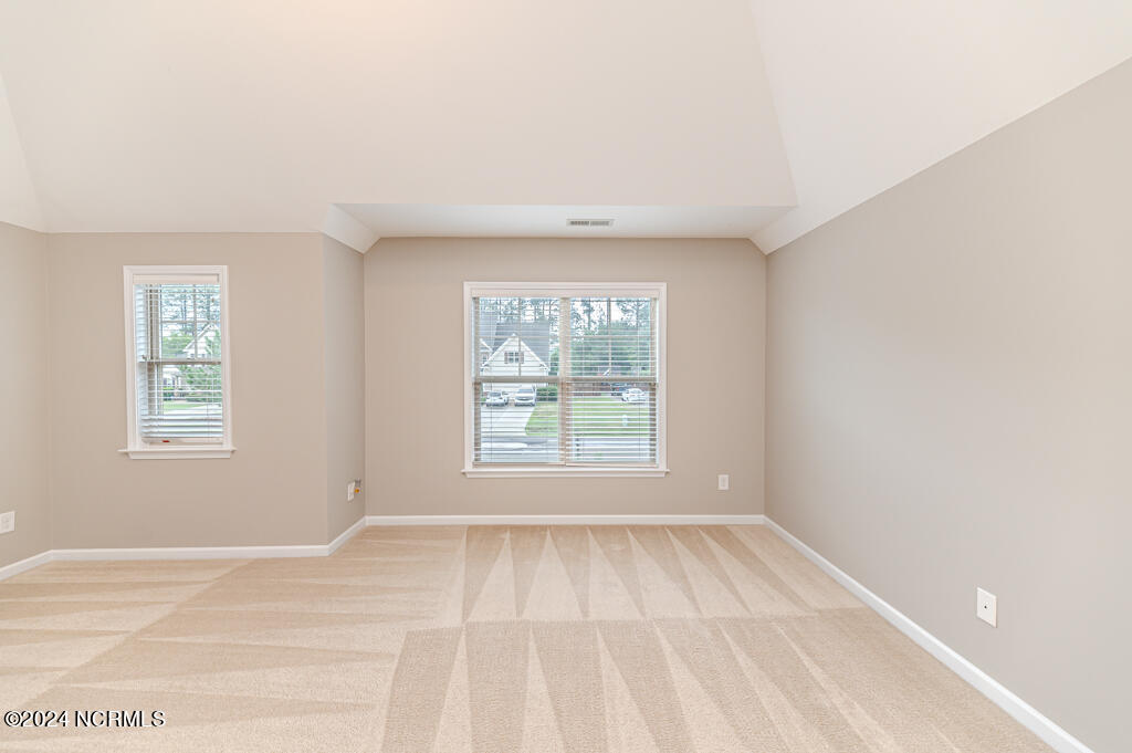 16 Spearhead Drive