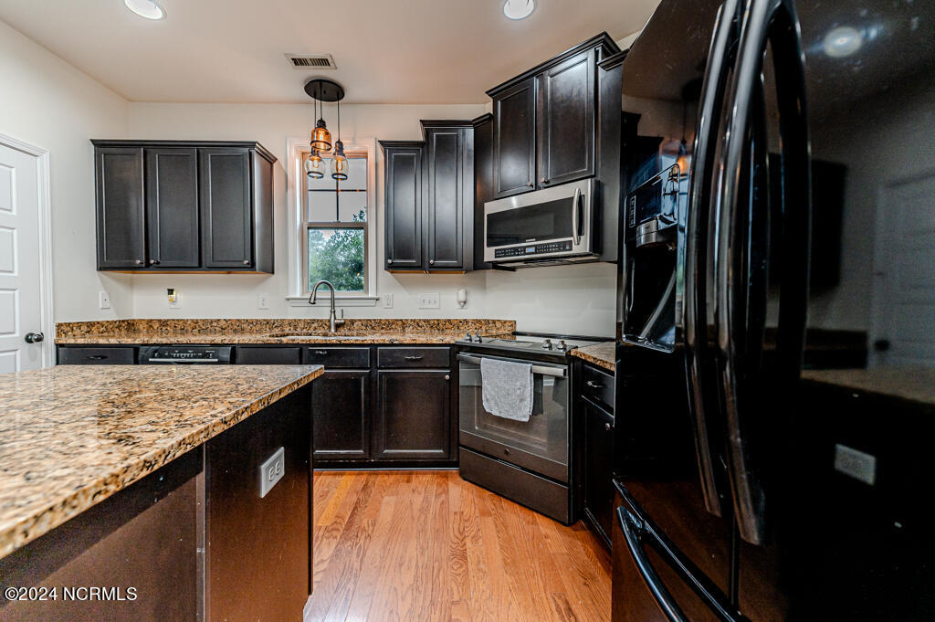 16 Spearhead Drive