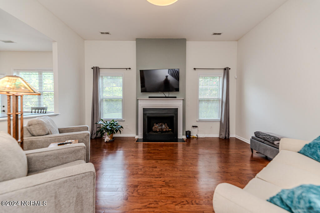 16 Spearhead Drive