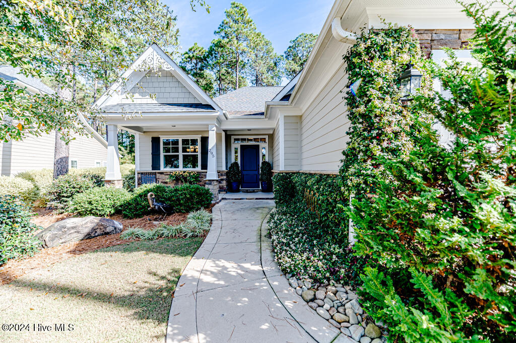 295 N Bracken Fern Lane