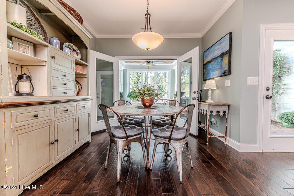 295 N Bracken Fern Lane