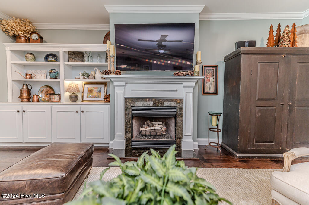 295 N Bracken Fern Lane