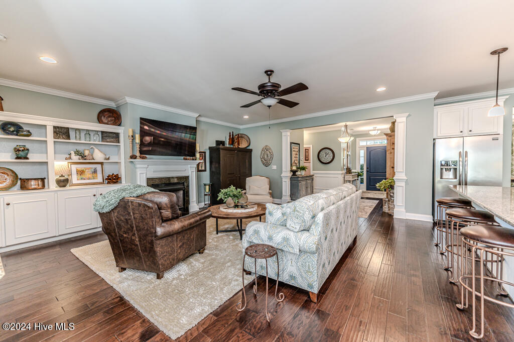 295 N Bracken Fern Lane