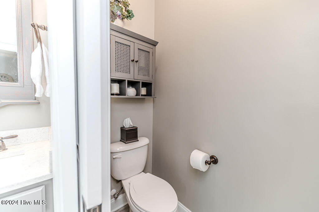 295 N Bracken Fern Lane