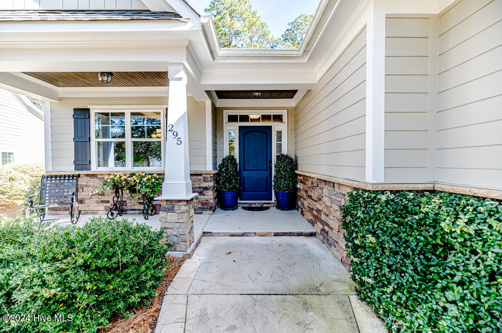 295 N Bracken Fern Lane