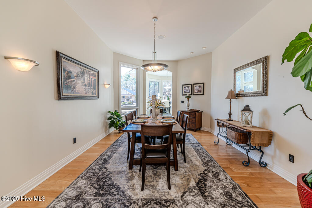 835 Lake Dornoch Drive