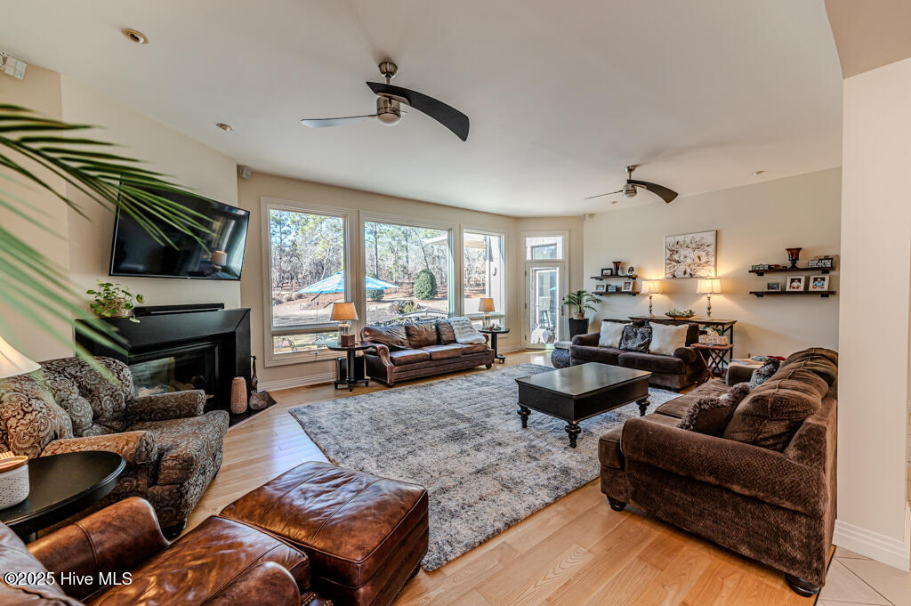 835 Lake Dornoch Drive