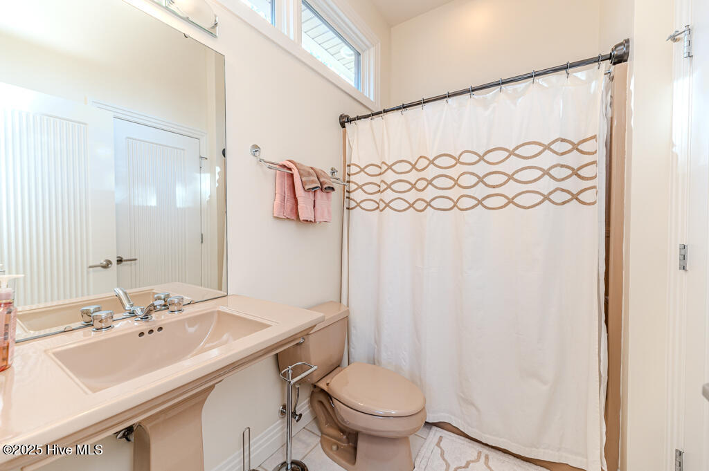 835 Lake Dornoch Drive