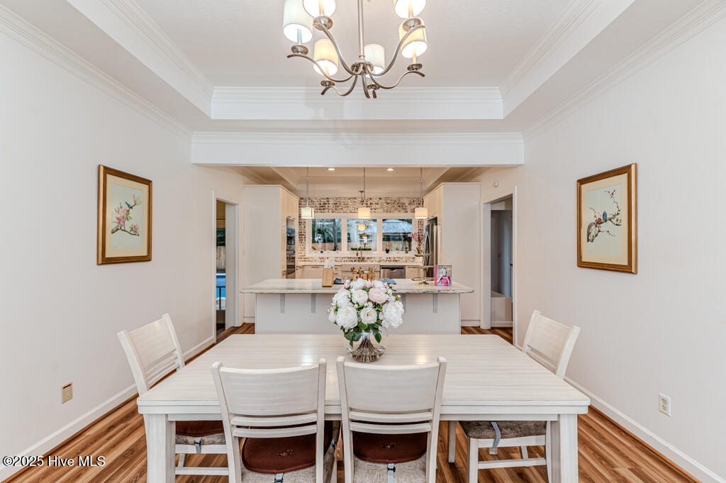 445 SE Lake Forest Drive