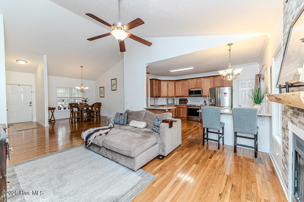 103 Rob Roy Road