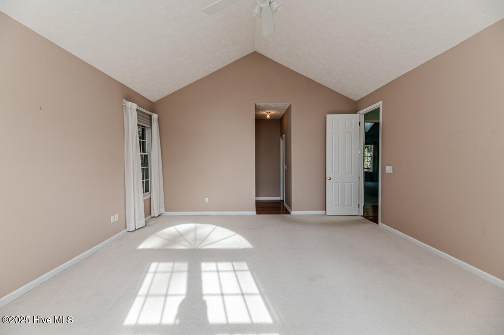 665 Lake Forest Drive SE