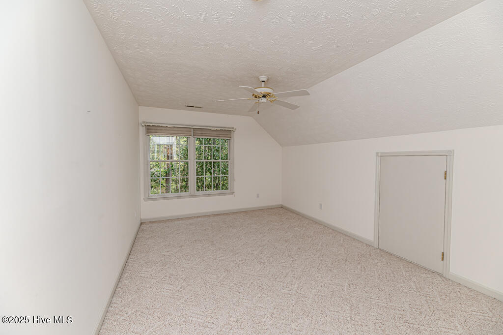 665 Lake Forest Drive SE