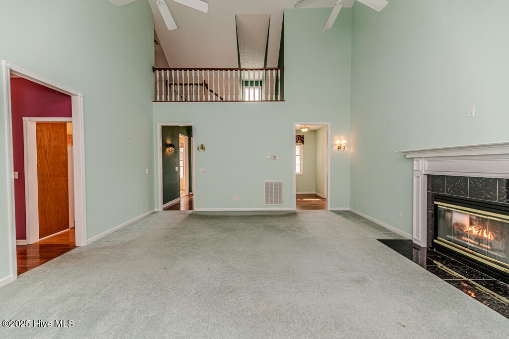 665 Lake Forest Drive SE