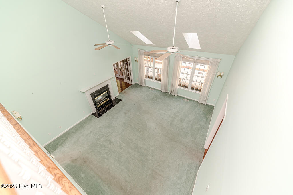 665 Lake Forest Drive SE