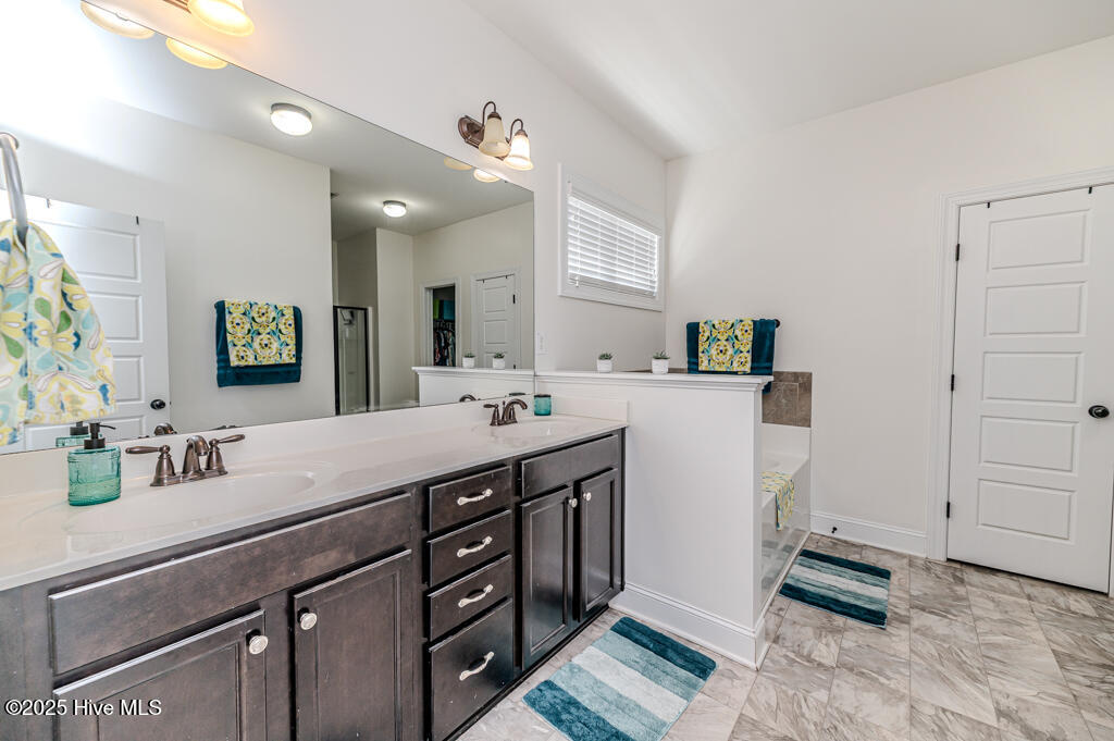 103 Courtyard Circle