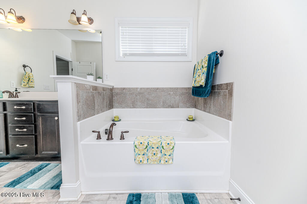 103 Courtyard Circle