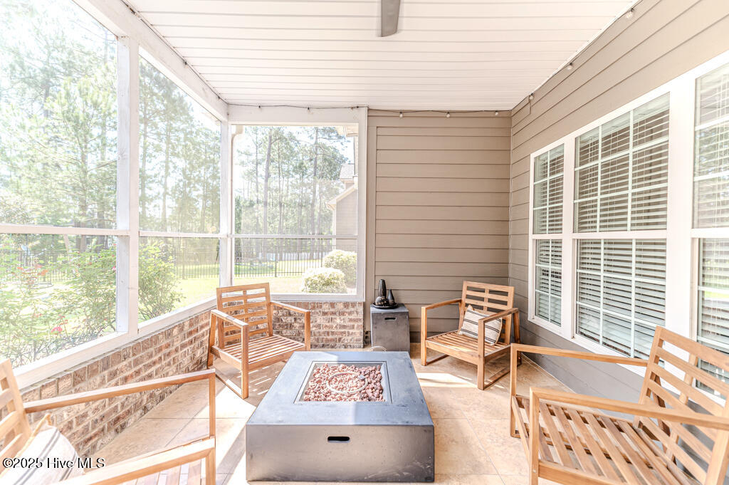 140 Leesville Loop