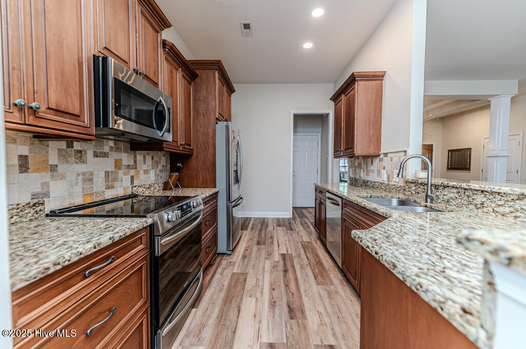 140 Leesville Loop