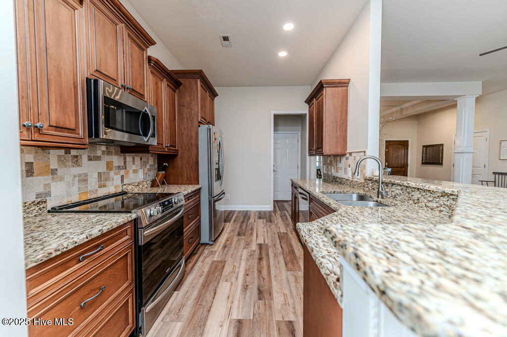 140 Leesville Loop